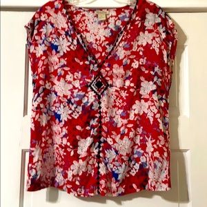 Lucky Brand floral top with embroidered detail
